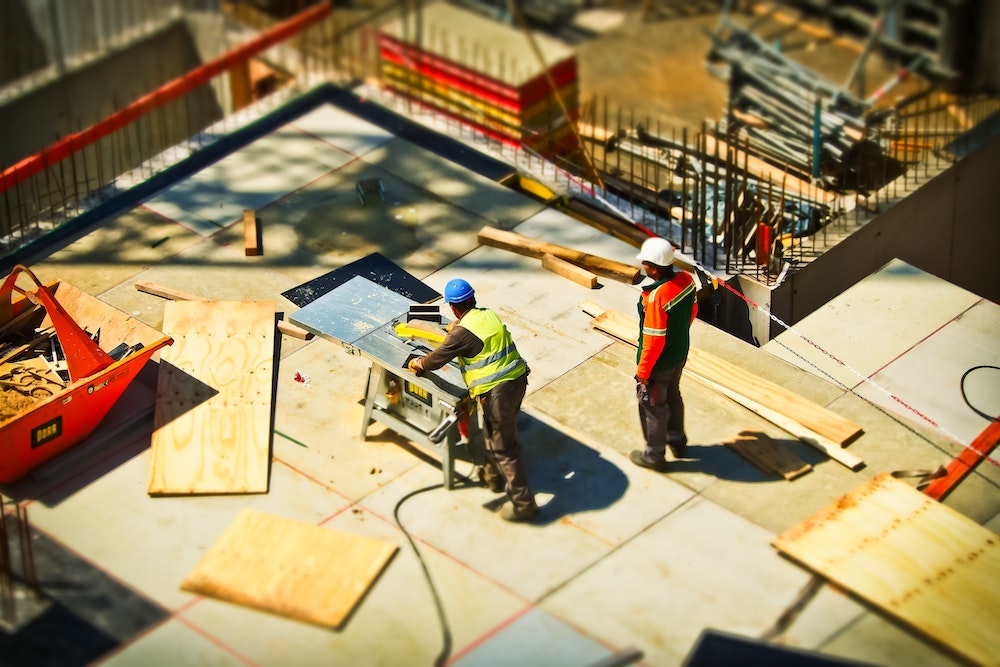 Which Businesses Need Construction Commercial Insurance?